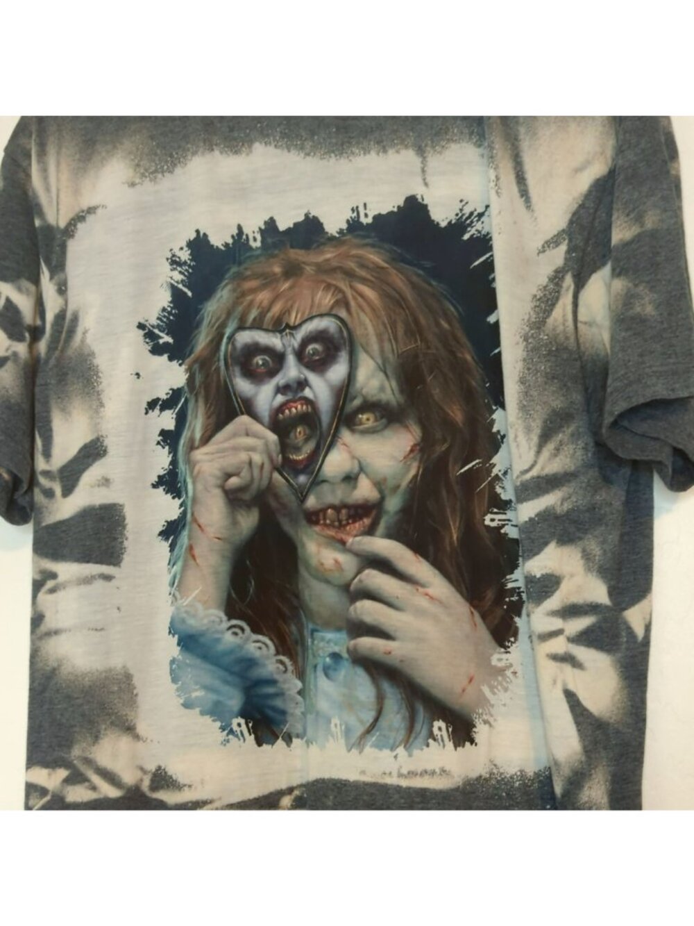 The Exorcist Horror Graphic Shirt Gray Bleach Dye Gildan Large Fan Art Creepy - Picture 3 of 6